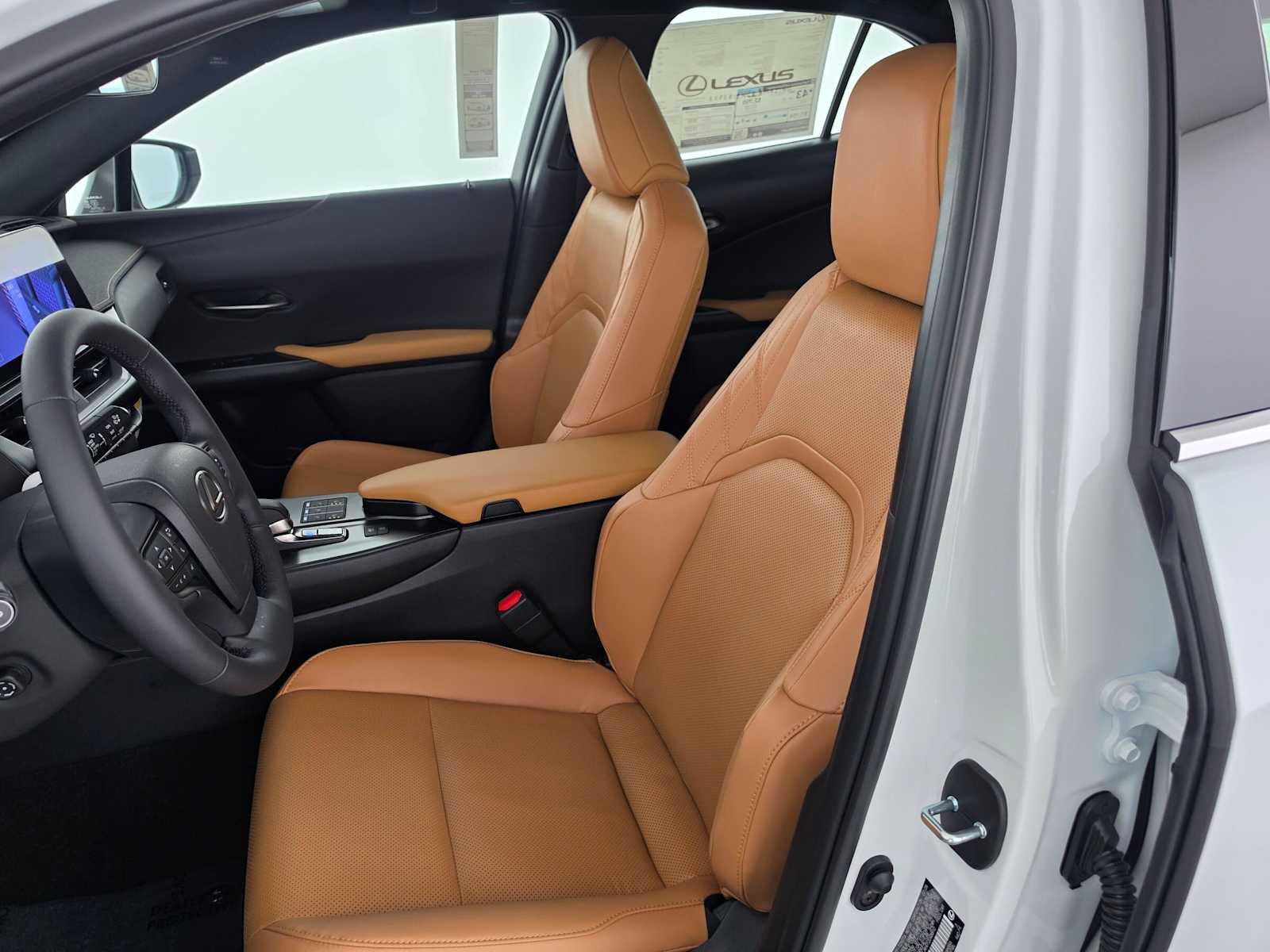 2026 Lexus UX 300h PREMIUM