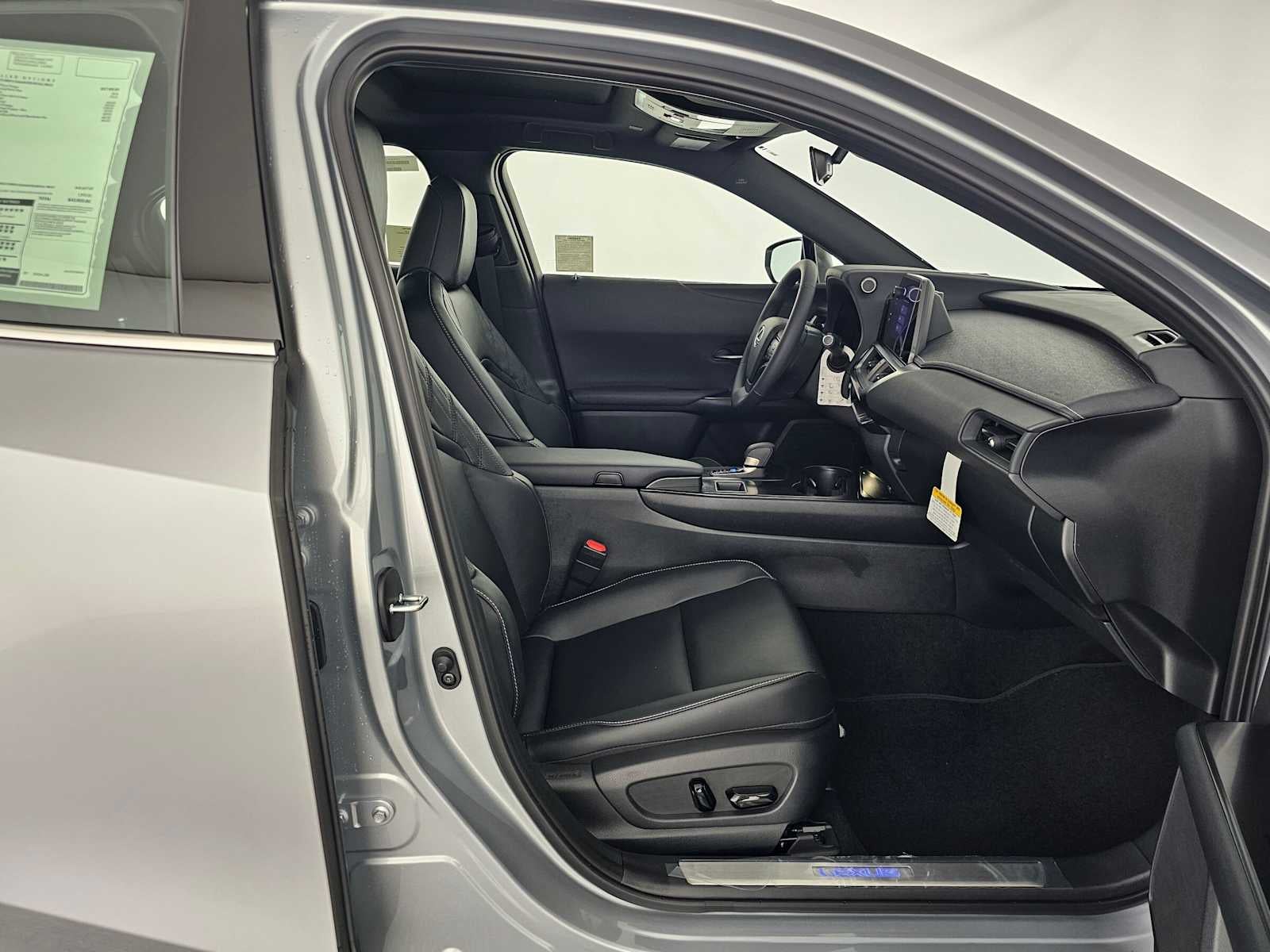 2026 Lexus UX 300h UX 300h
