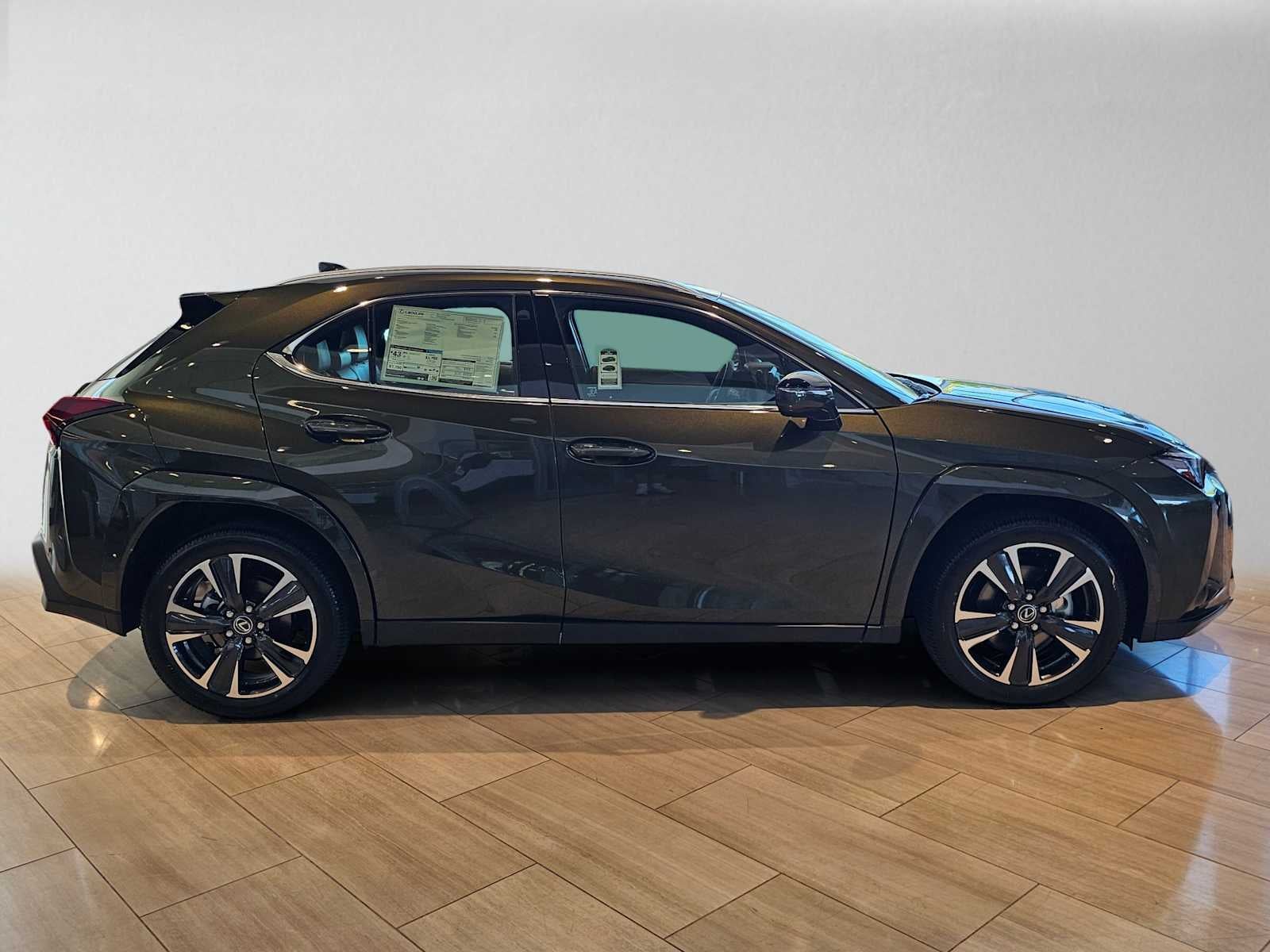 2026 Lexus UX 300h PREMIUM