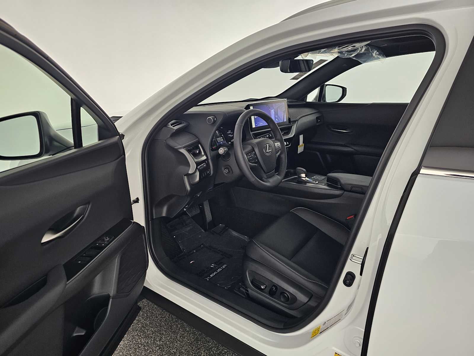 2026 Lexus UX 300h PREMIUM