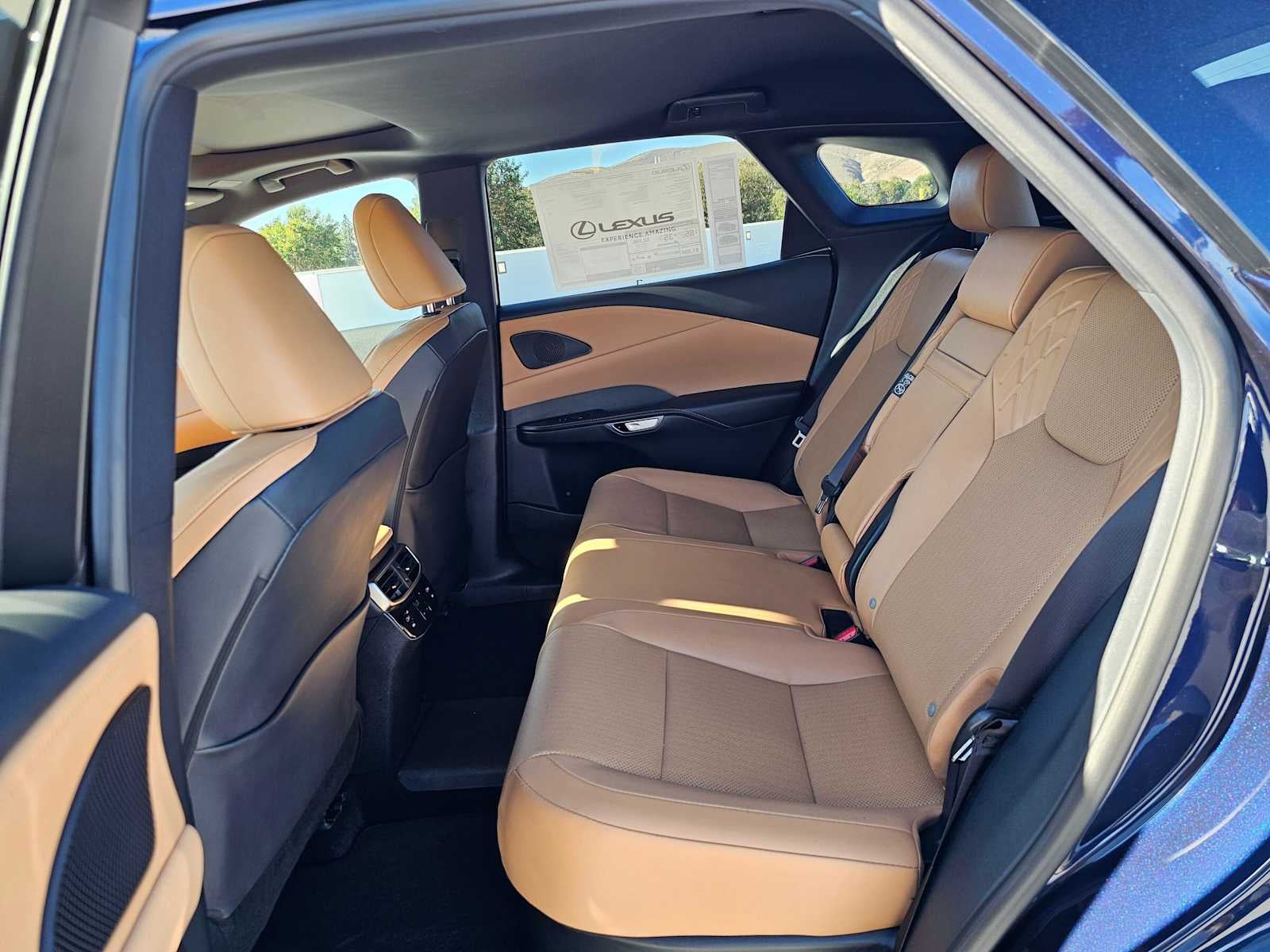 2026 Lexus RX 450h+ Premium