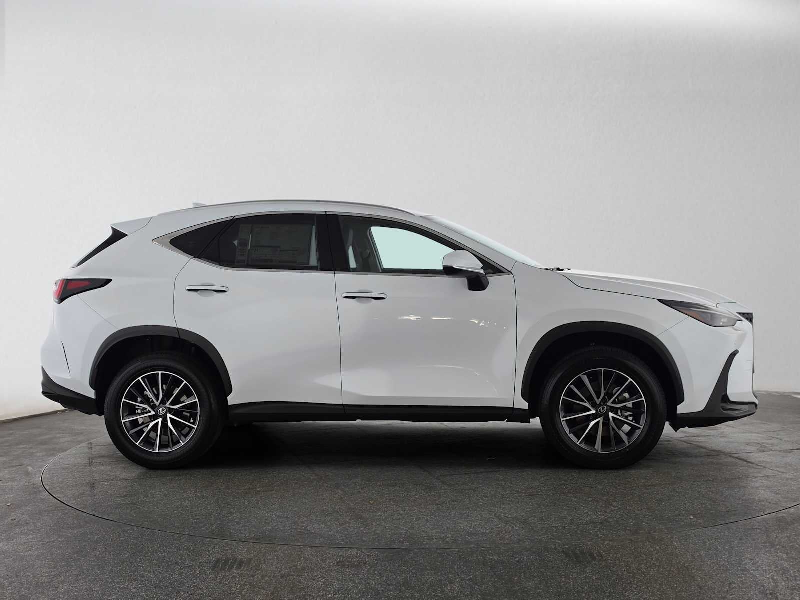 2026 Lexus NX 350 PREMIUM