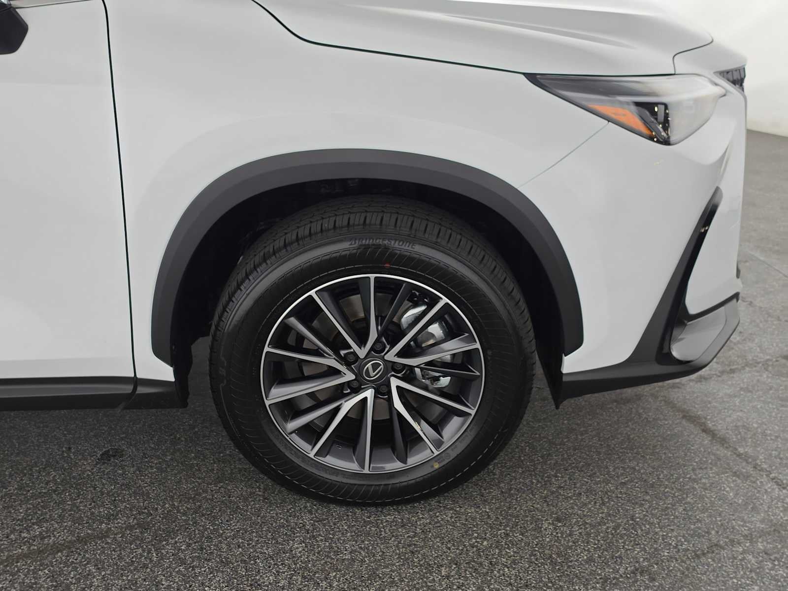 2026 Lexus NX 350 PREMIUM