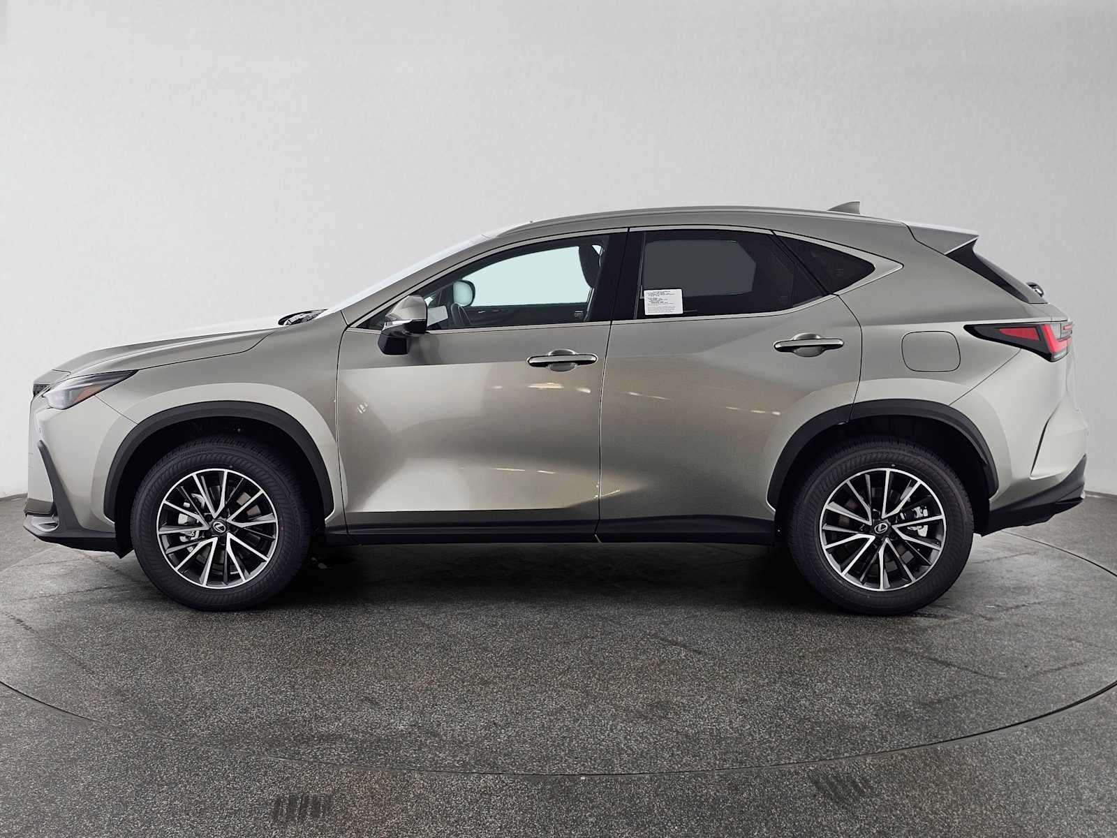 2026 Lexus NX 350h PREMIUM