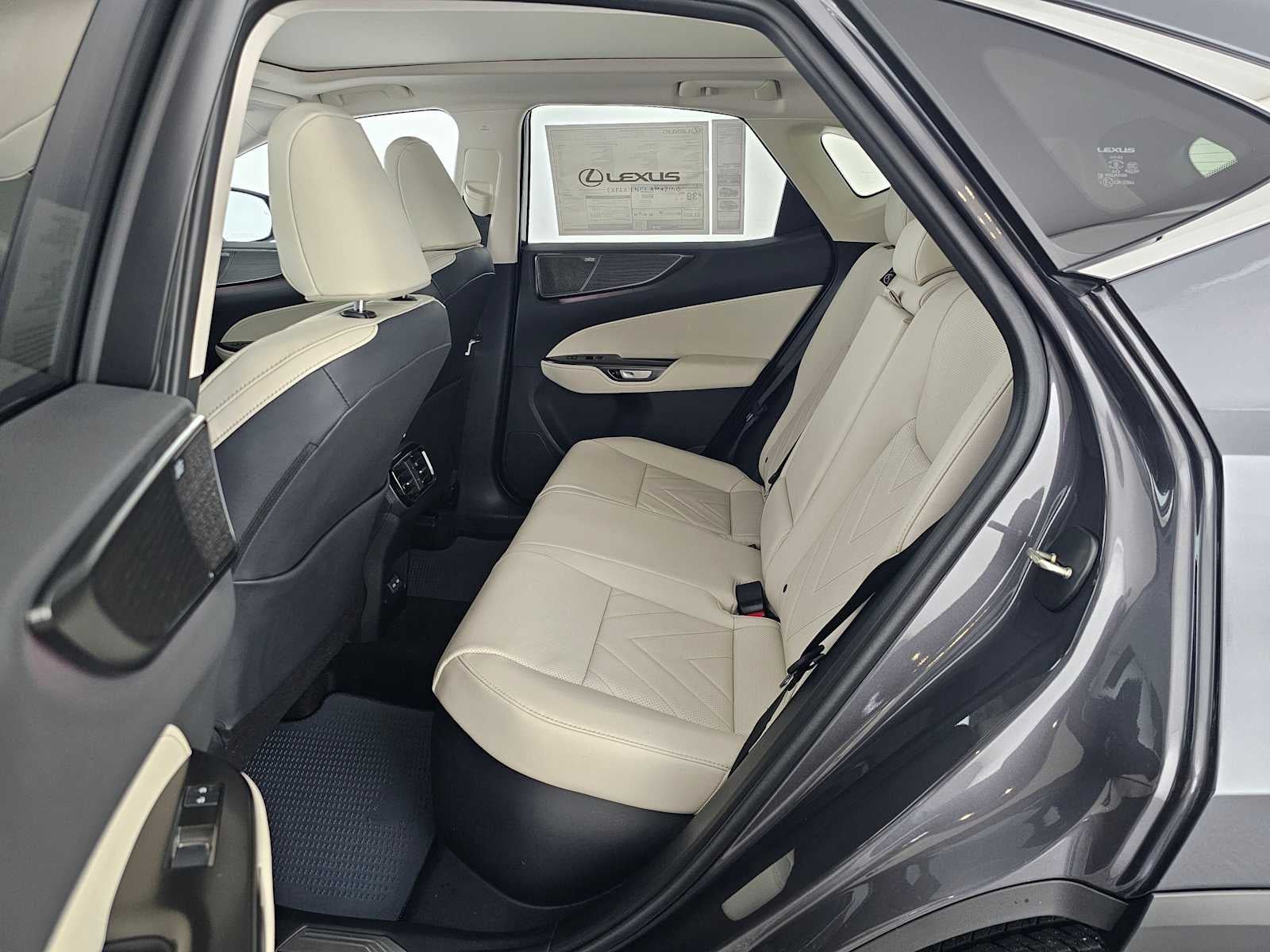 2026 Lexus NX 350h LUXURY AWD