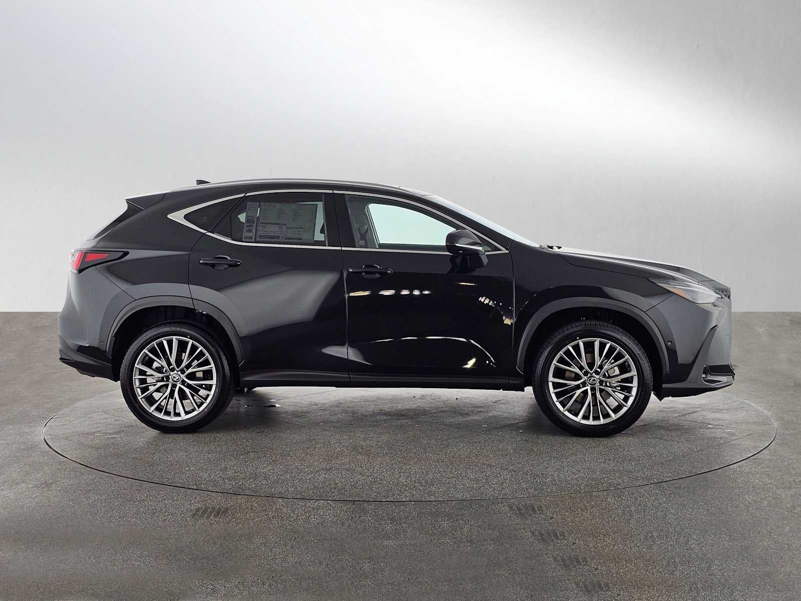 2026 Lexus NX 350h LUXURY AWD