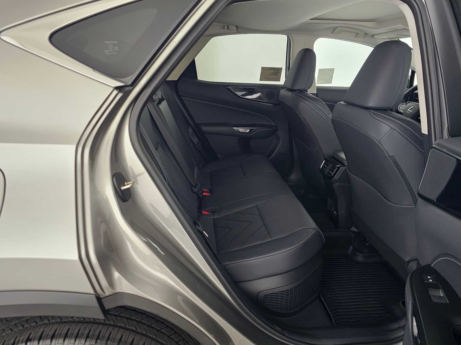 2026 Lexus NX 450h PREMIUM PLUS AWD