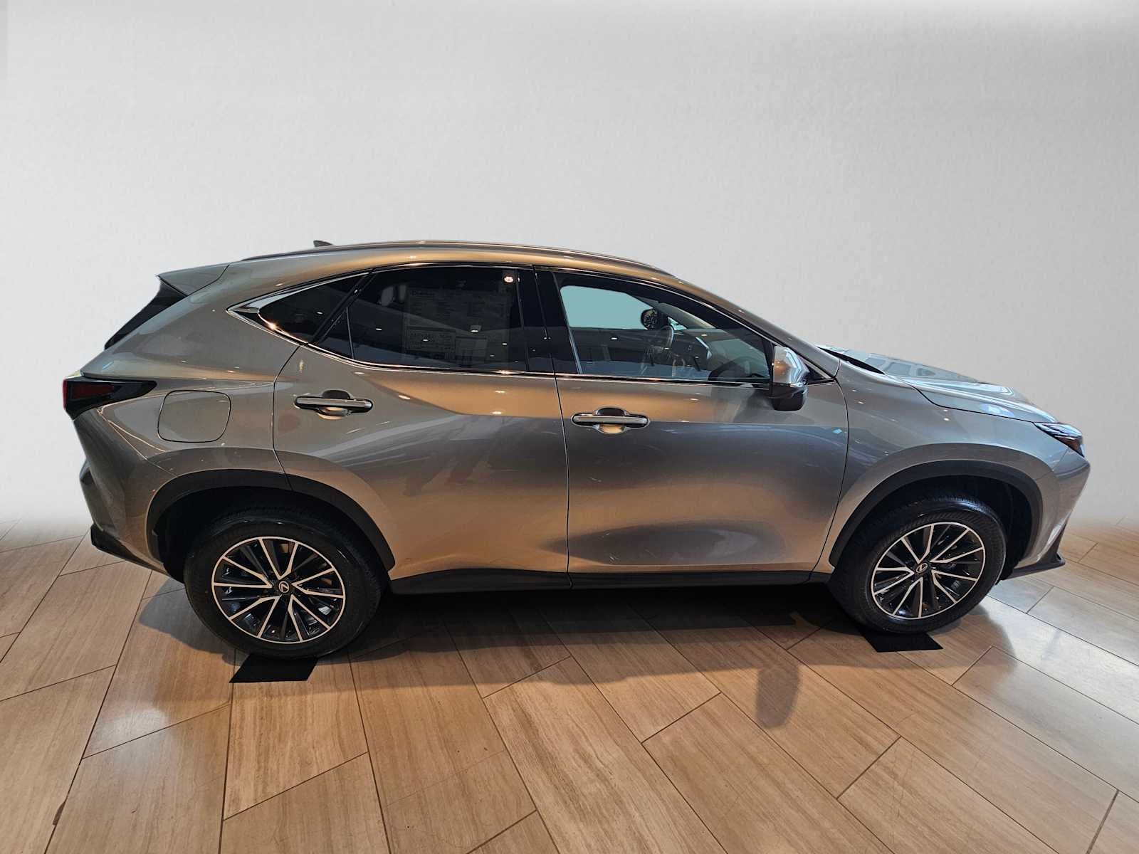 2026 Lexus NX 450h PREMIUM PLUS AWD