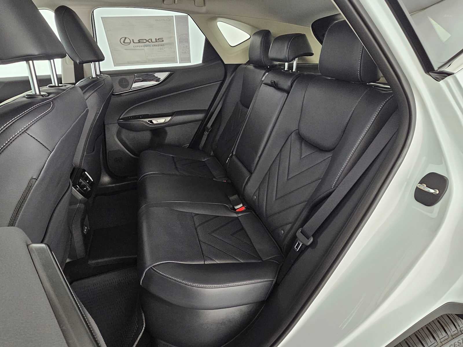 2026 Lexus NX 450h PREMIUM PLUS AWD