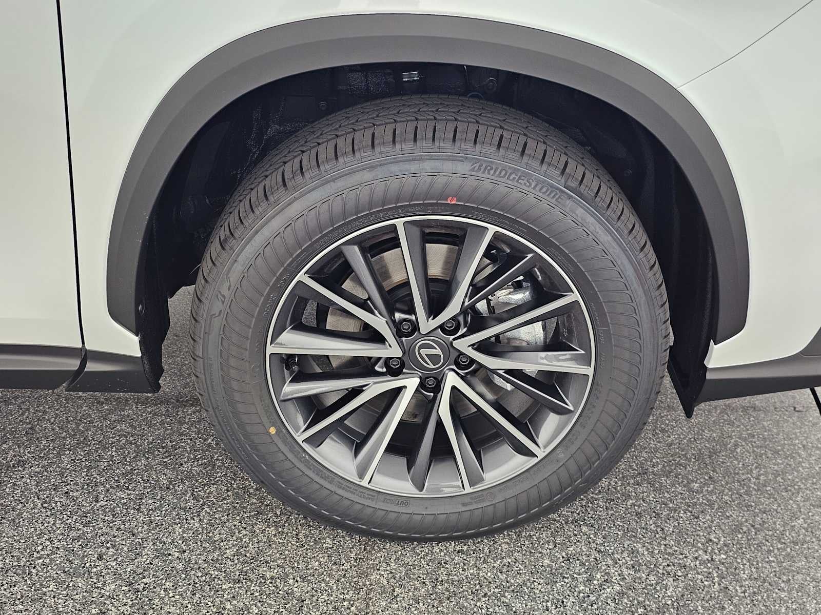 2026 Lexus NX 450h PREMIUM PLUS AWD