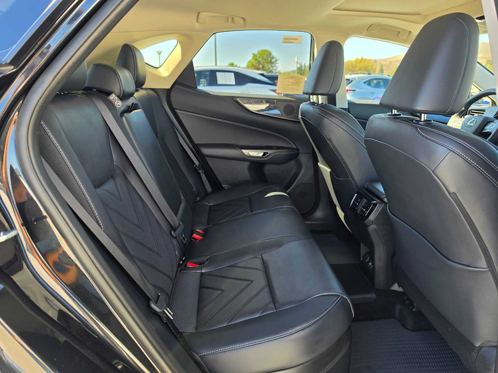 2026 Lexus NX 450h PREMIUM PLUS AWD