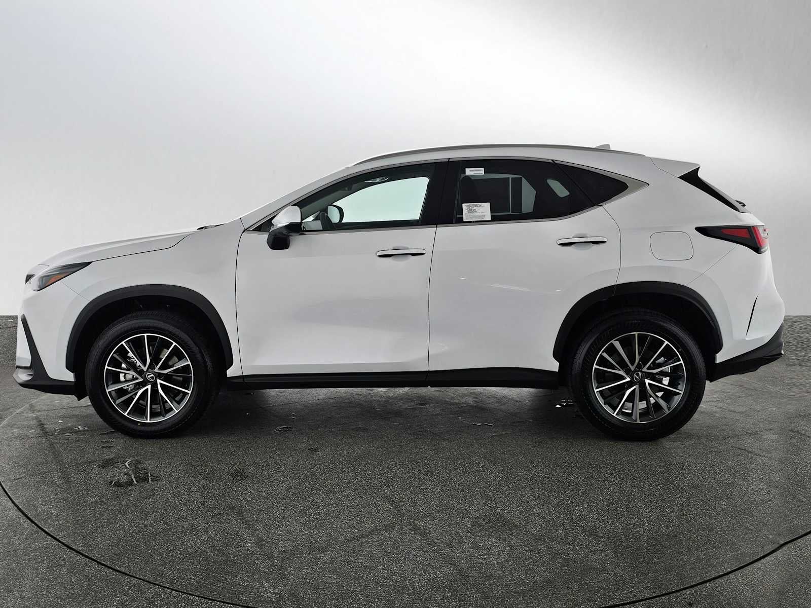 2026 Lexus NX 450h PREMIUM PLUS AWD
