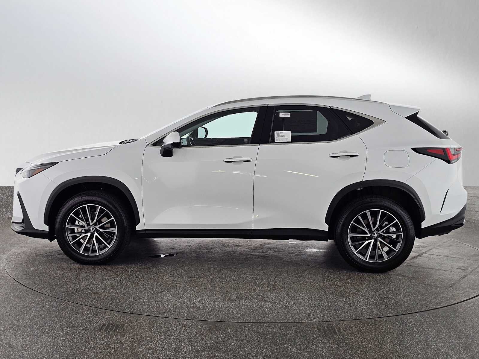 2026 Lexus NX 450h PREMIUM PLUS AWD