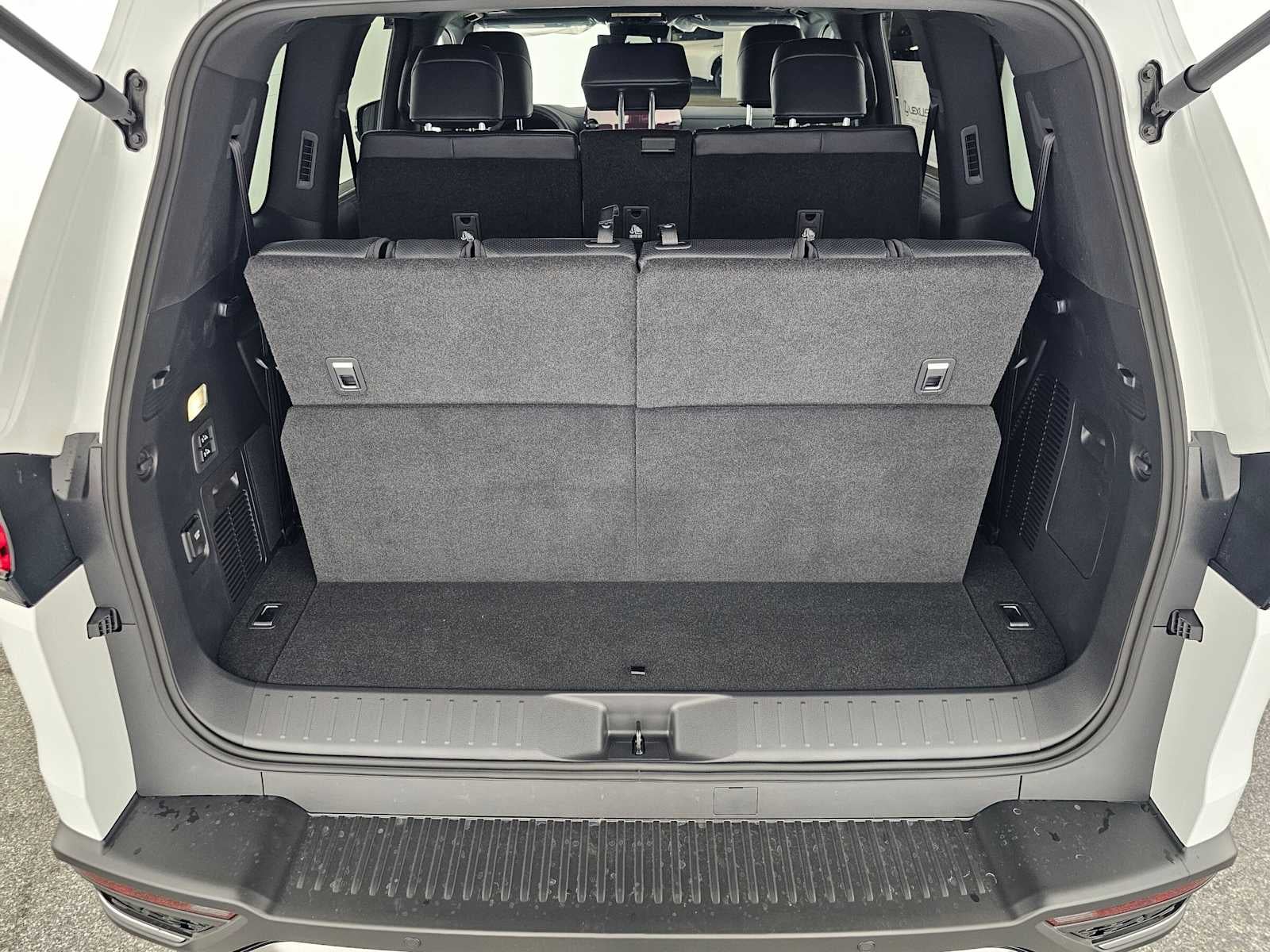2026 Lexus LX 600 F SPORT HANDLING