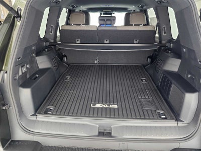 2026 Lexus LX 700h OVERTRAIL