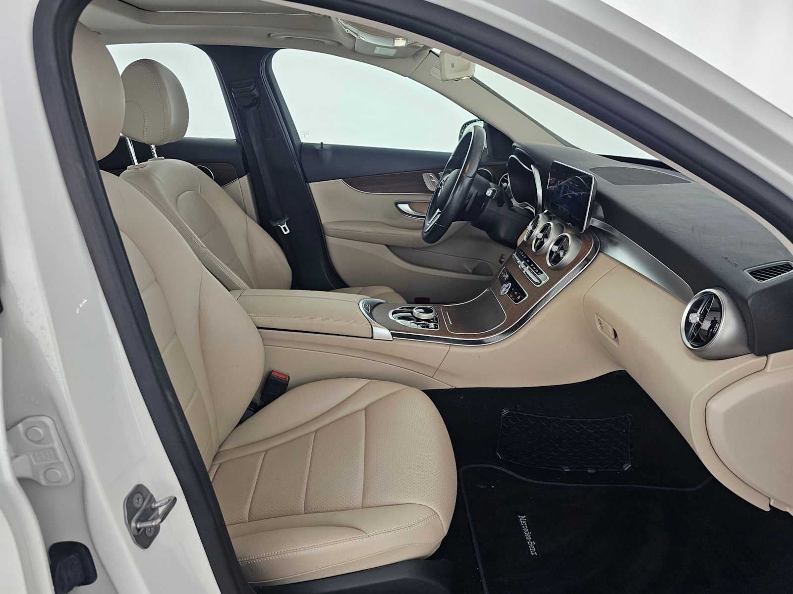 2019 Mercedes-Benz C 300 Sedan