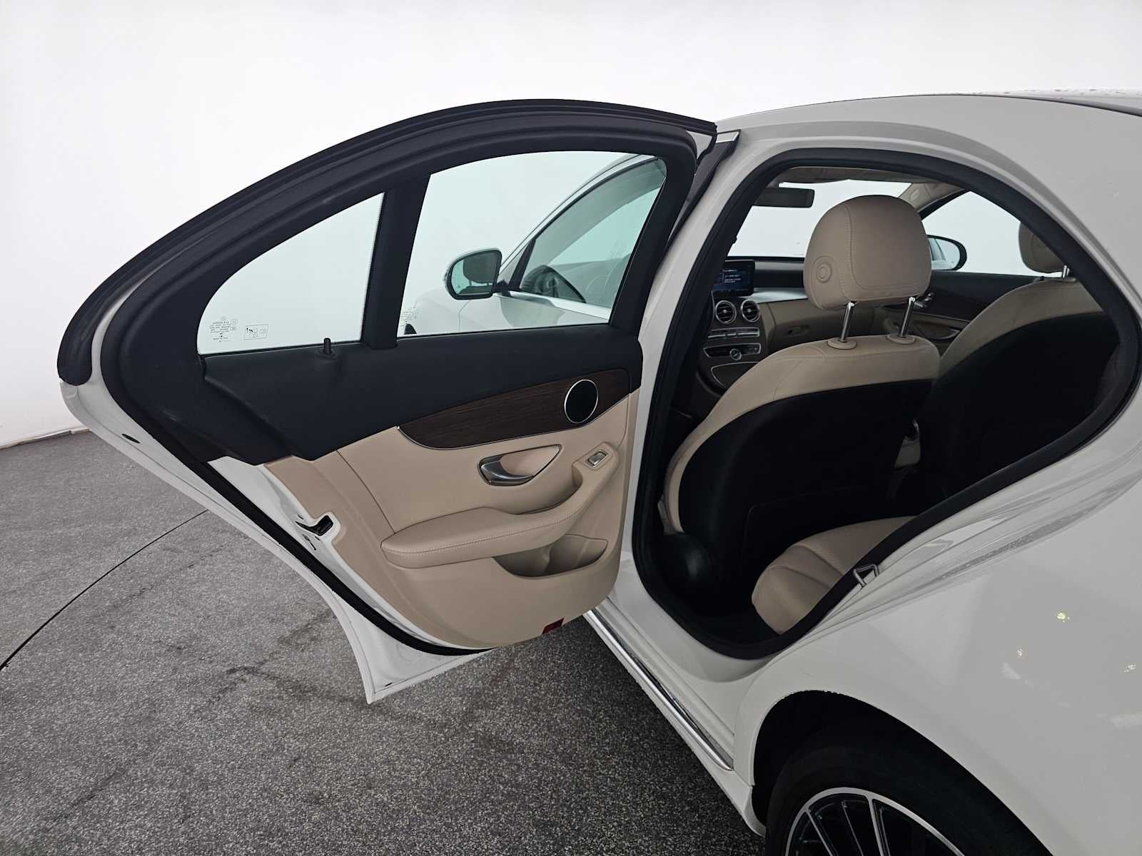 2019 Mercedes-Benz C 300 Sedan