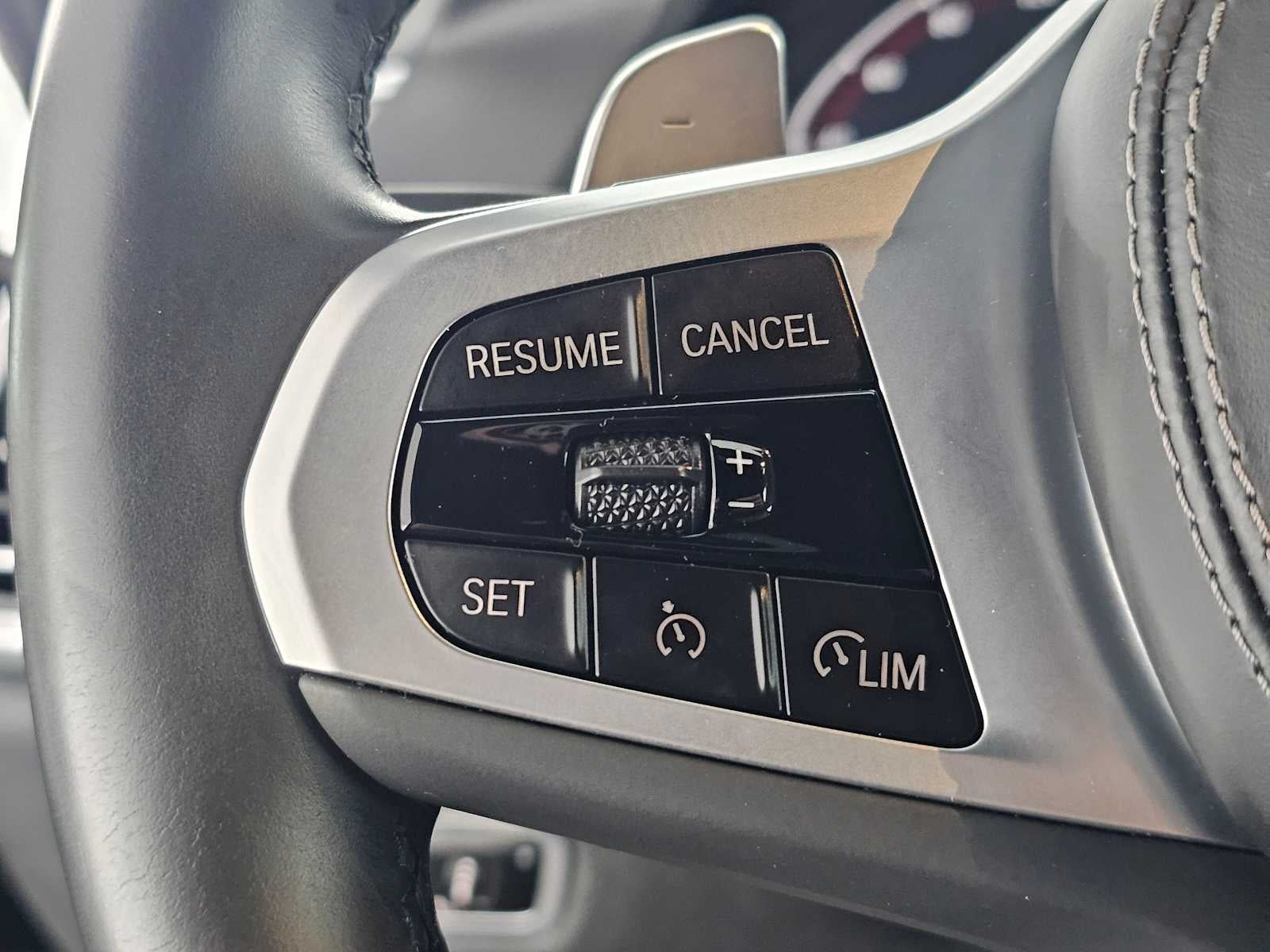 2022 BMW X6 xDrive40i xDrive40i