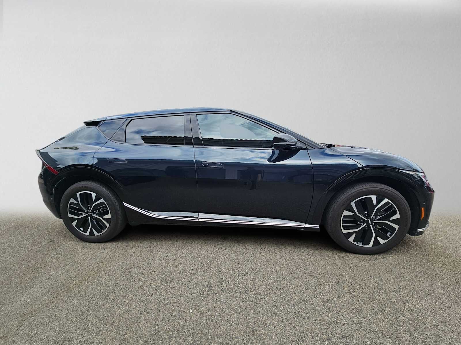 2024 Kia EV6 Wind
