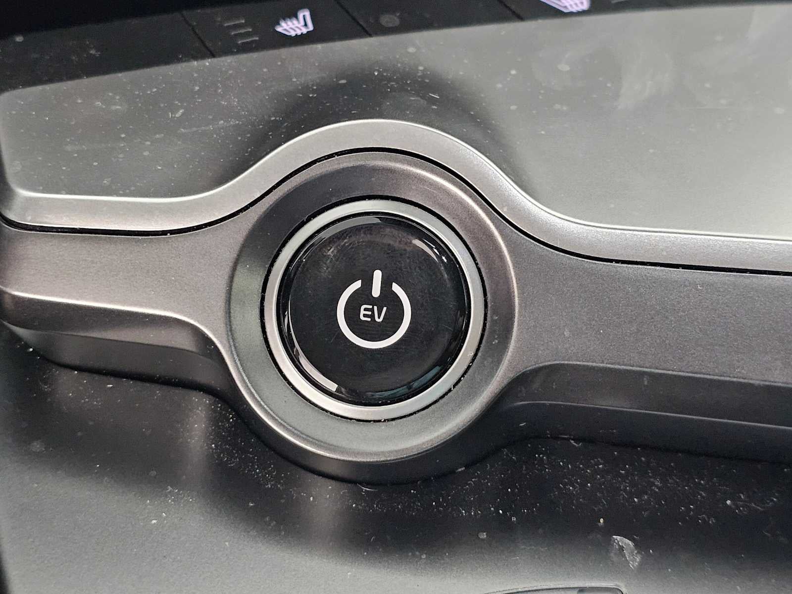 2024 Kia EV6 Light