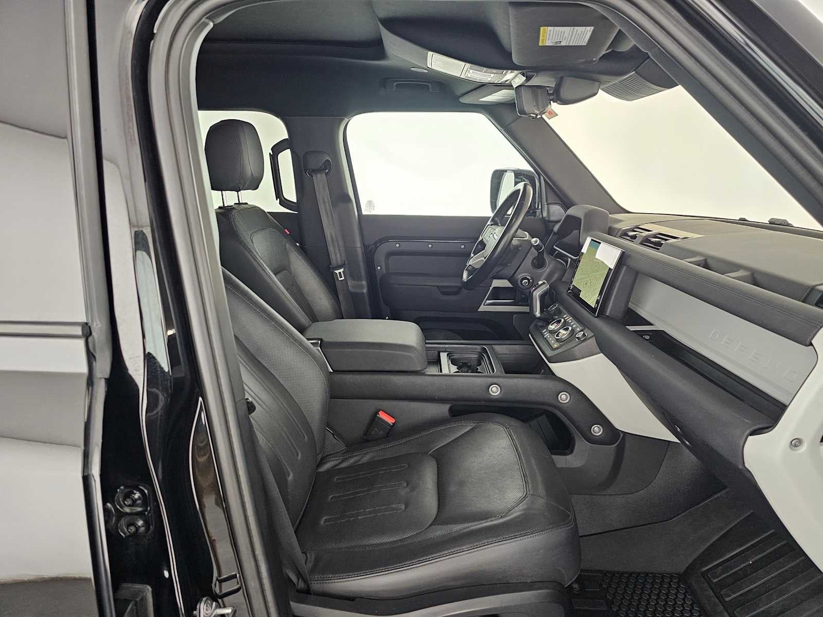 2022 Land Rover Defender X-Dynamic SE