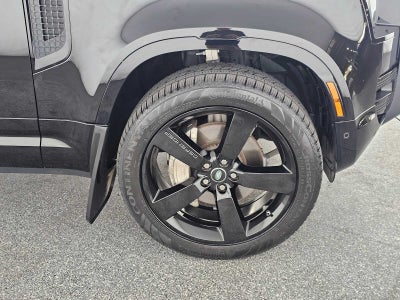 2022 Land Rover Defender X-Dynamic SE