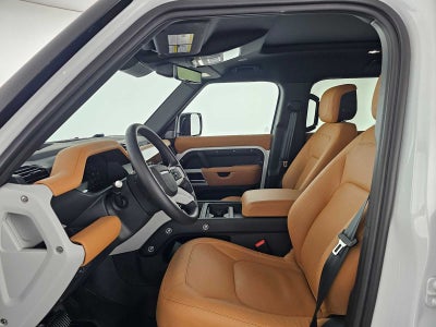 2024 Land Rover Defender SE