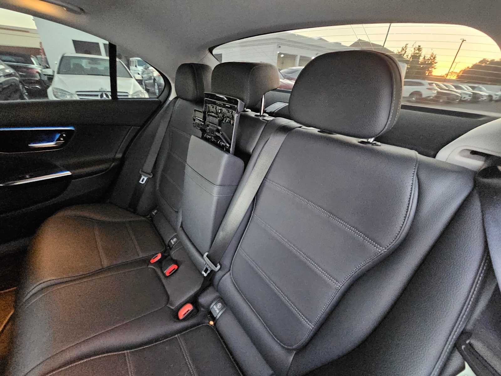 2023 Mercedes-Benz C 300 Sedan