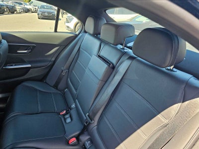 2026 Mercedes-Benz C 300 Sedan