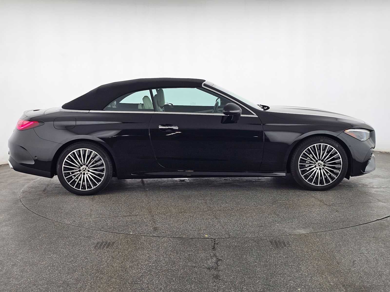 2026 Mercedes-Benz CLE 300 4MATIC® Cabriolet