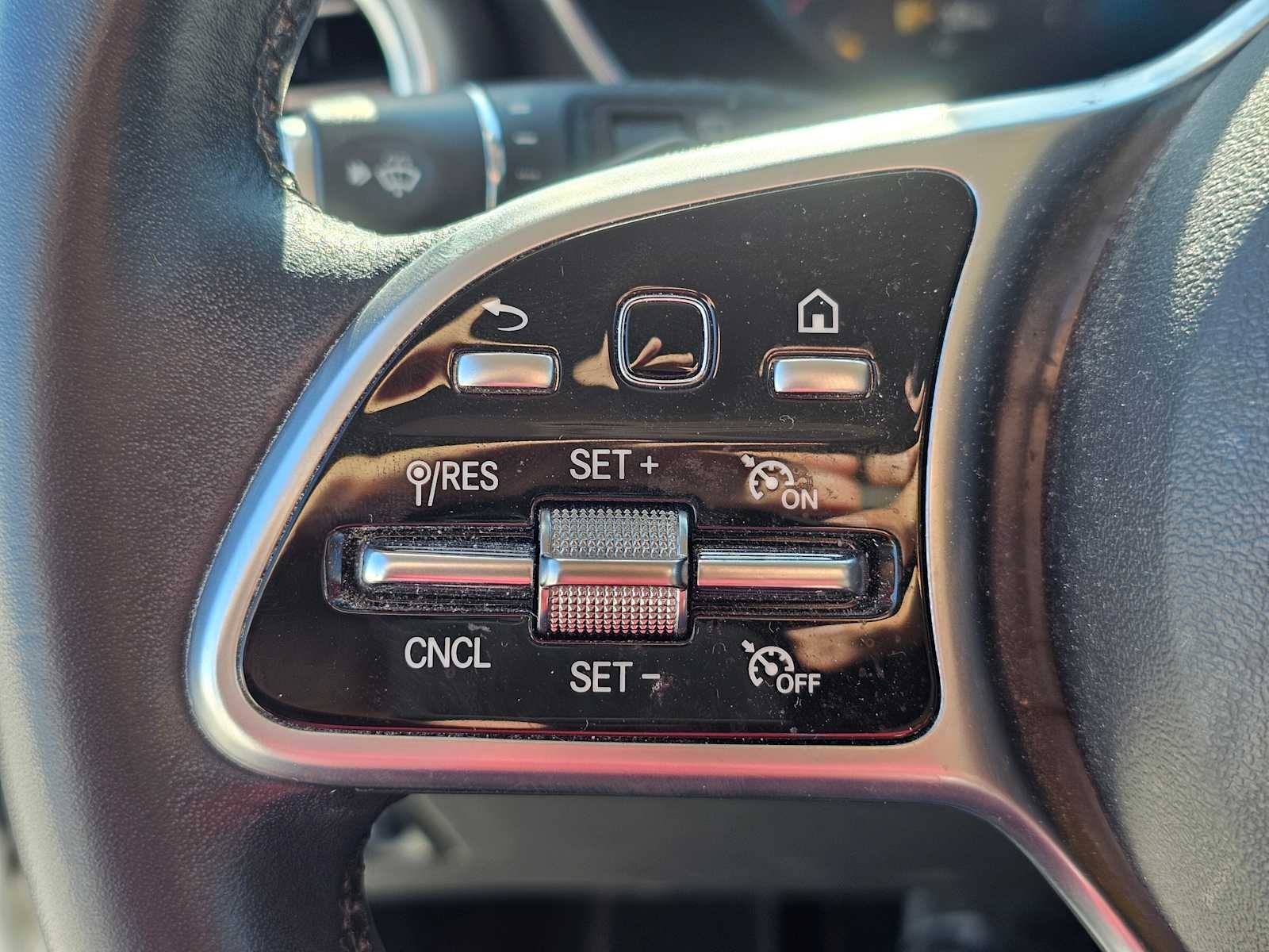 2022 Mercedes-Benz GLC 300 SUV
