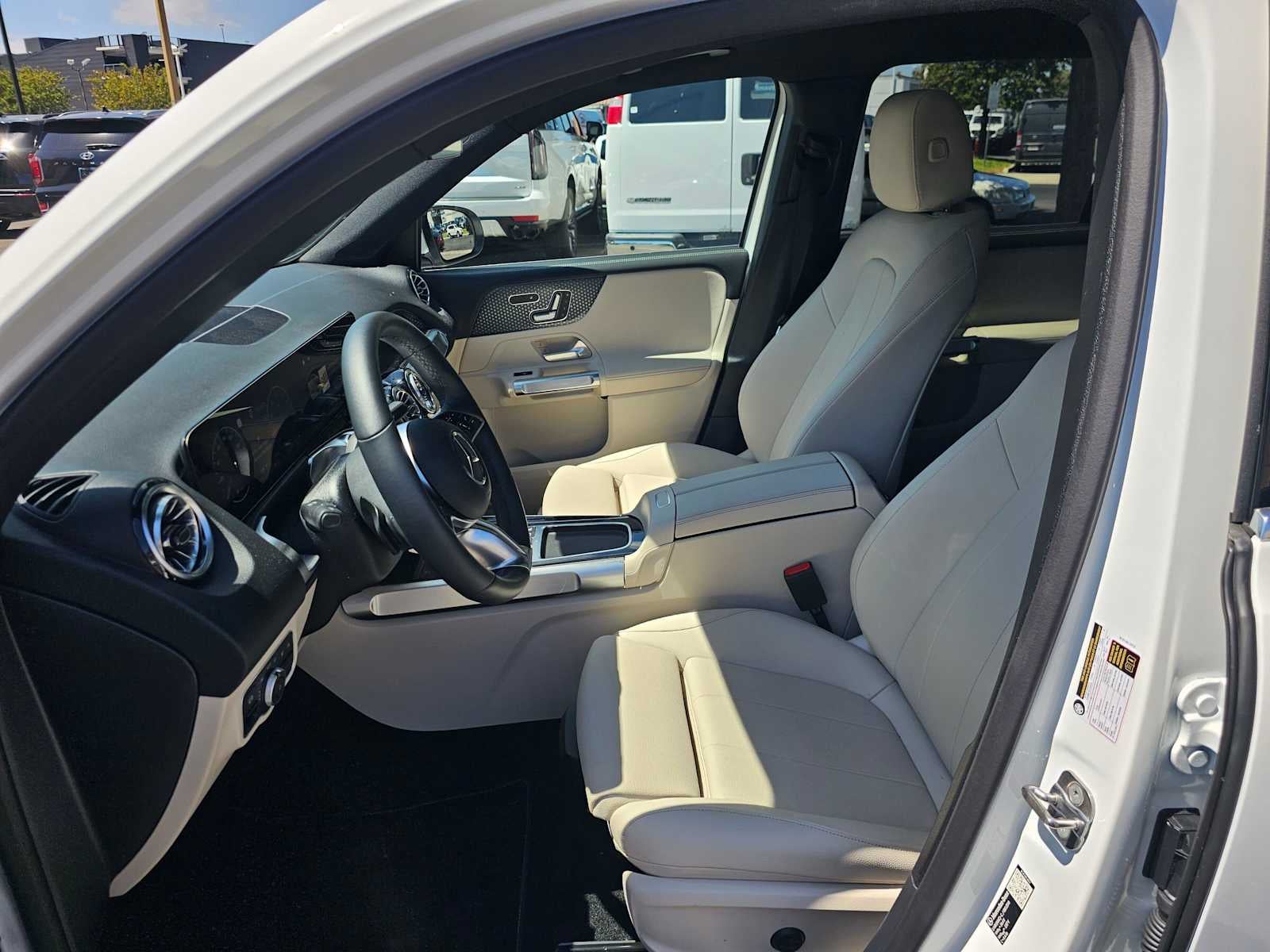 2026 Mercedes-Benz GLB 250 SUV