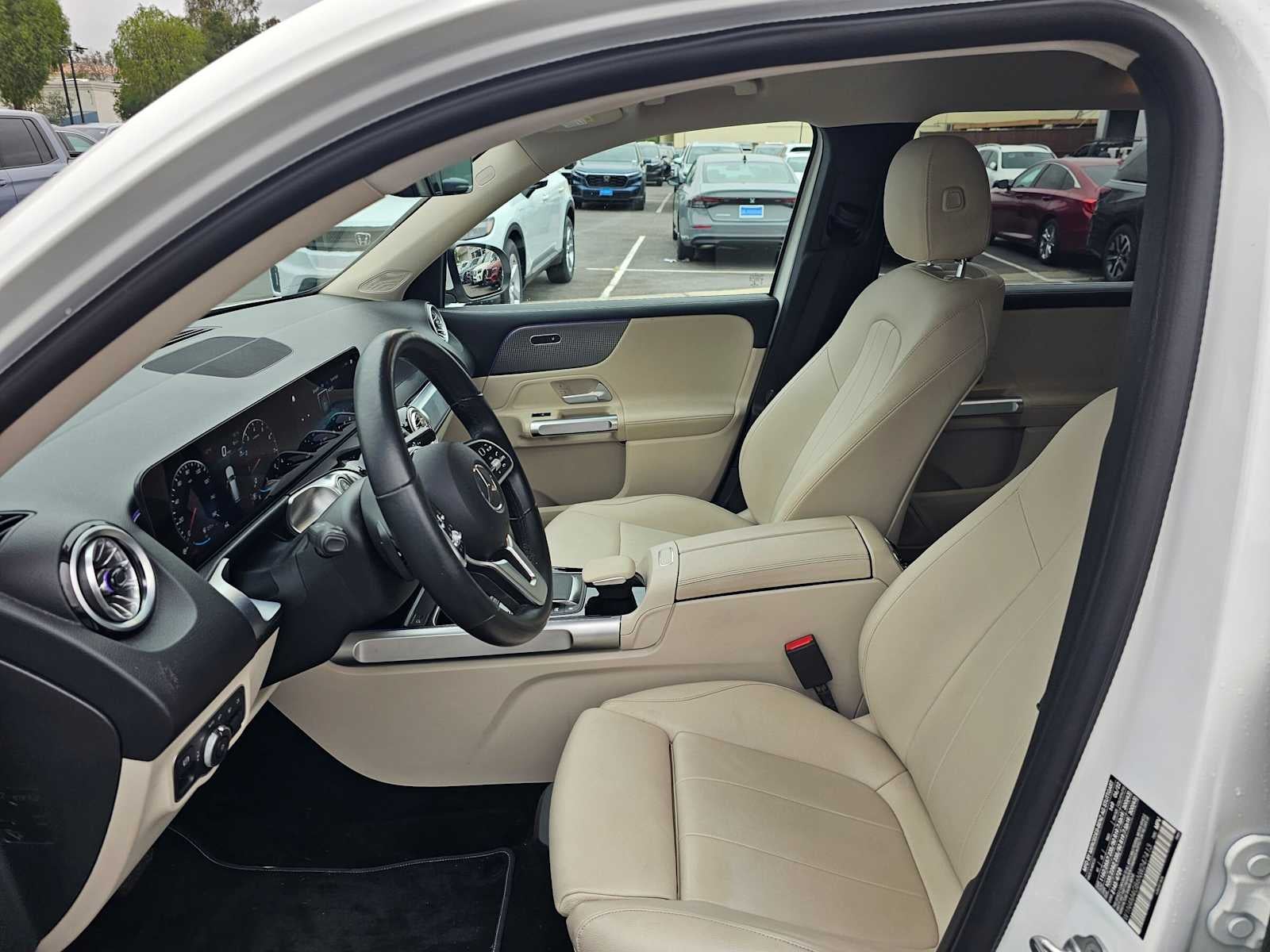 2022 Mercedes-Benz GLB 250 SUV