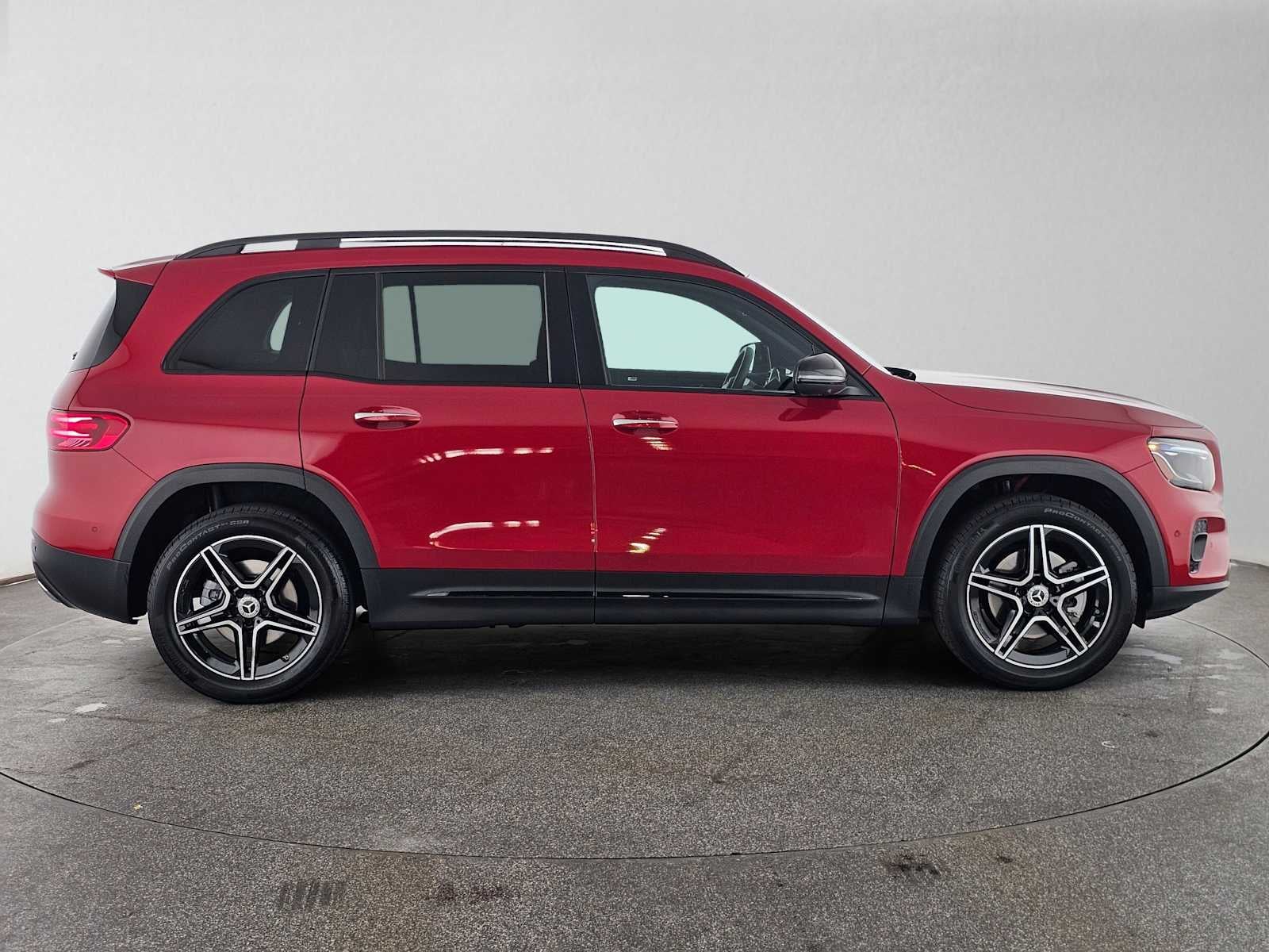 2026 Mercedes-Benz GLB 250 SUV
