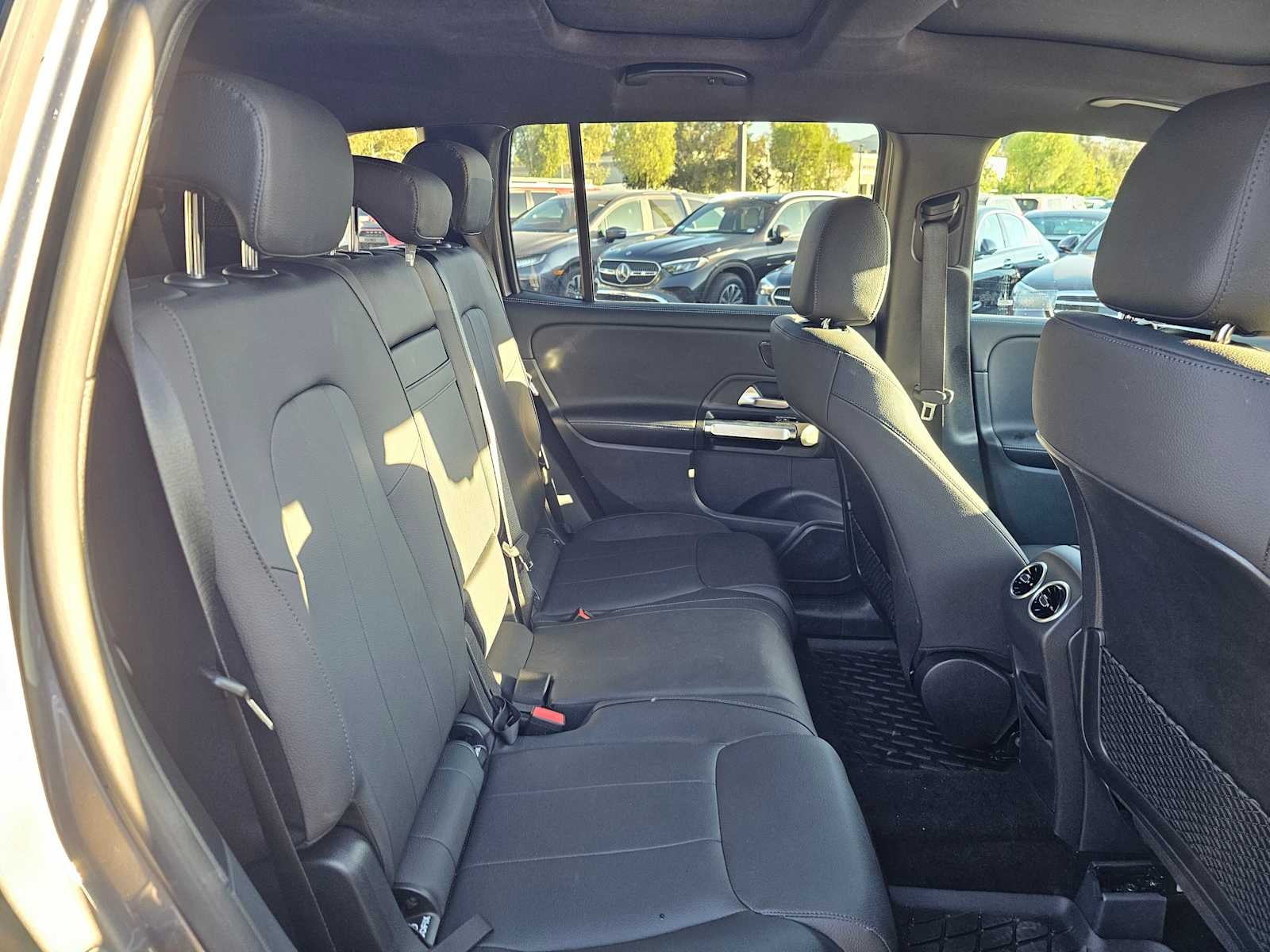 2026 Mercedes-Benz GLB 250 SUV