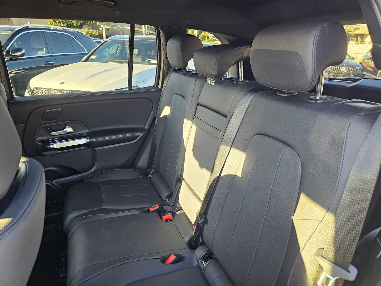 2026 Mercedes-Benz GLB 250 SUV