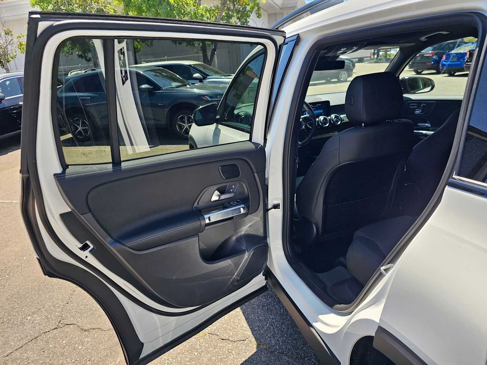 2026 Mercedes-Benz GLB 250 4MATIC® SUV