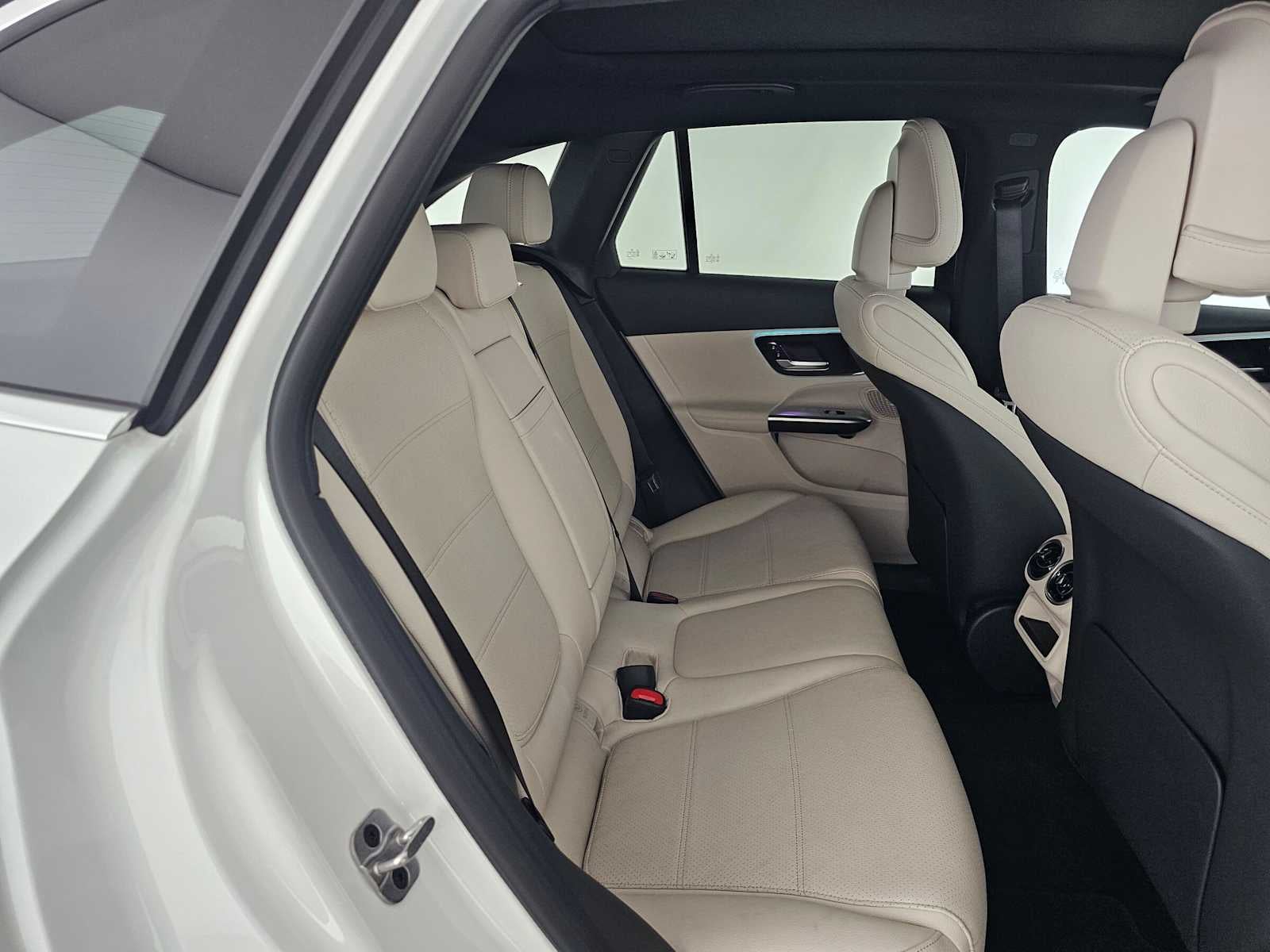 2026 Mercedes-Benz GLC 300 SUV