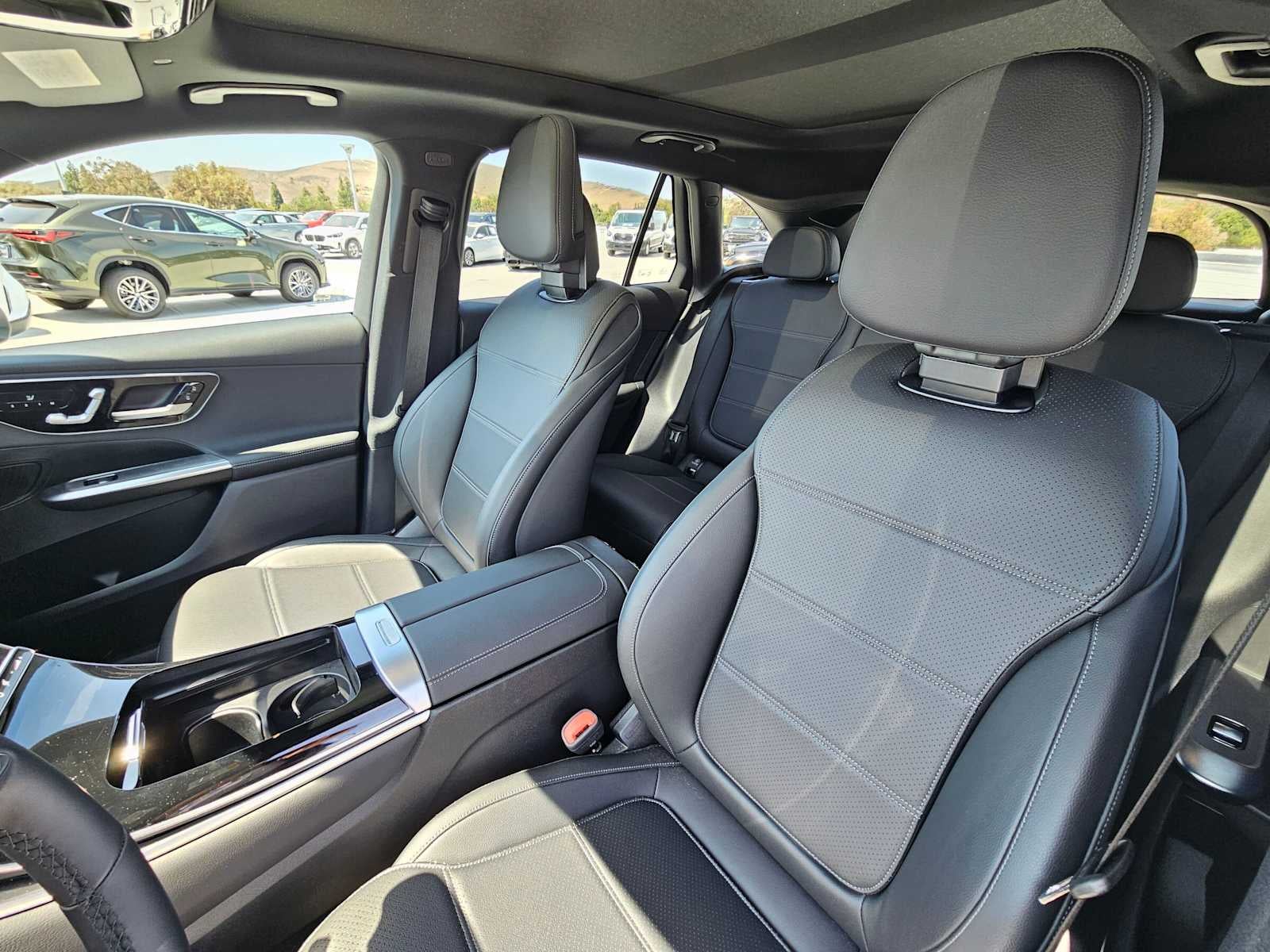 2026 Mercedes-Benz GLC 300 SUV