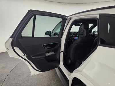 2025 Mercedes-Benz GLC 300 SUV