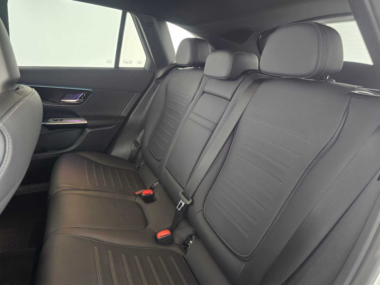 2025 Mercedes-Benz GLC 300 SUV