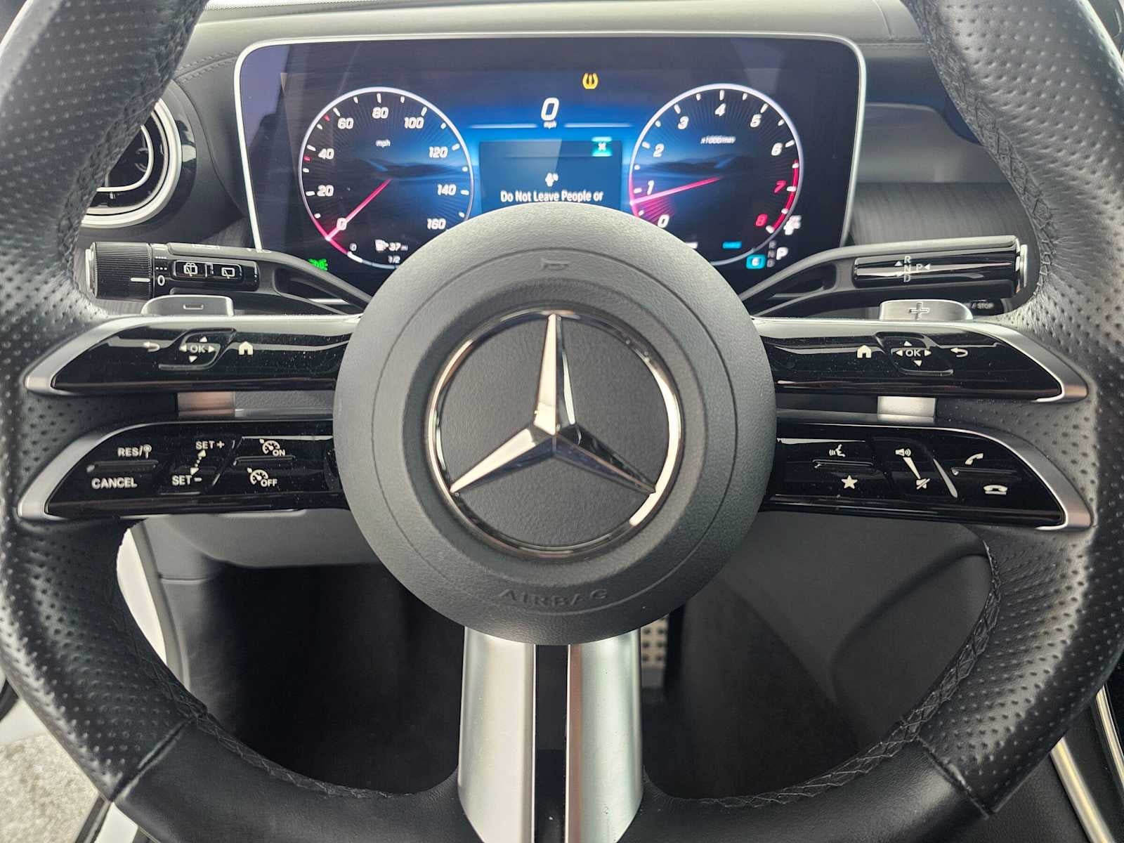 2025 Mercedes-Benz GLC 300 SUV