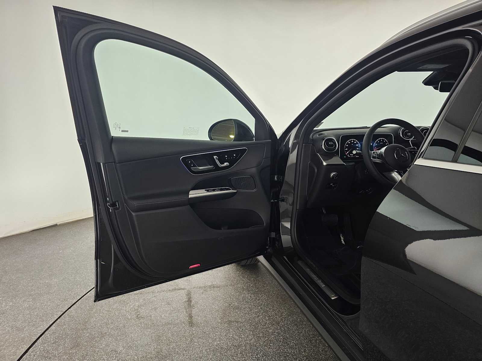 2026 Mercedes-Benz GLC 300 GLC 300