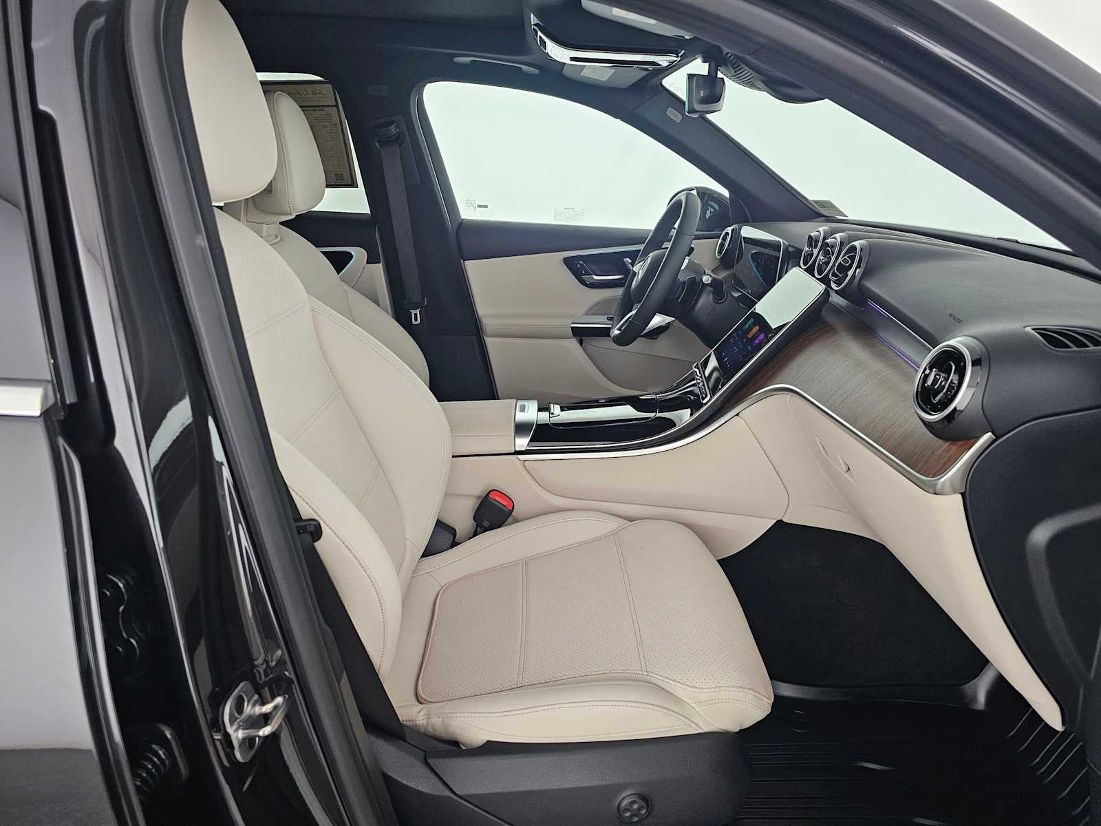 2026 Mercedes-Benz GLC 300 SUV