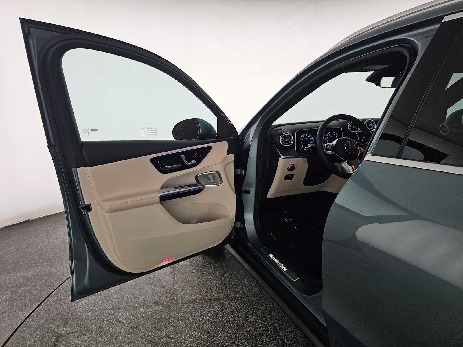 2026 Mercedes-Benz GLC 300 SUV