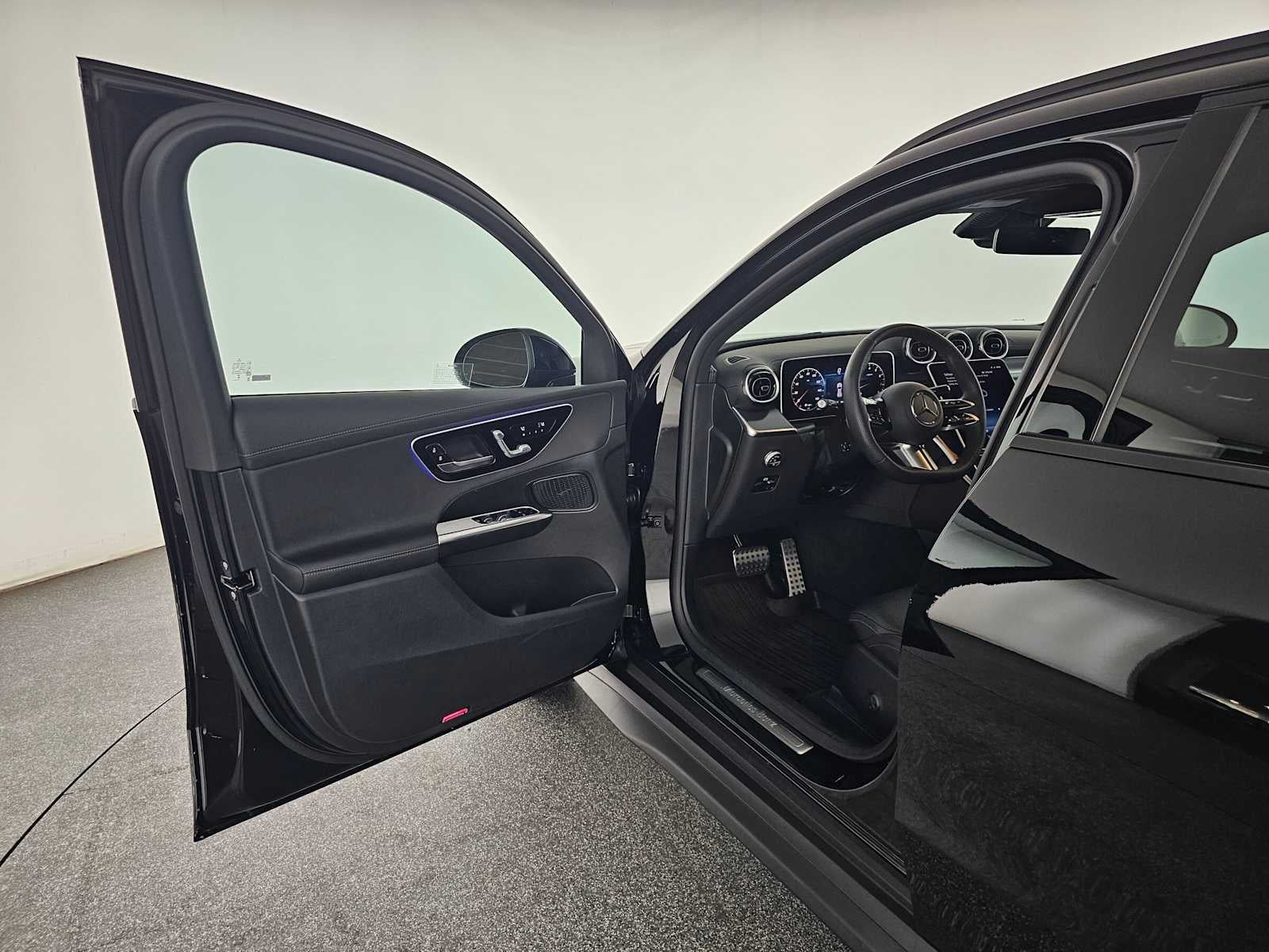 2026 Mercedes-Benz GLC 300 SUV