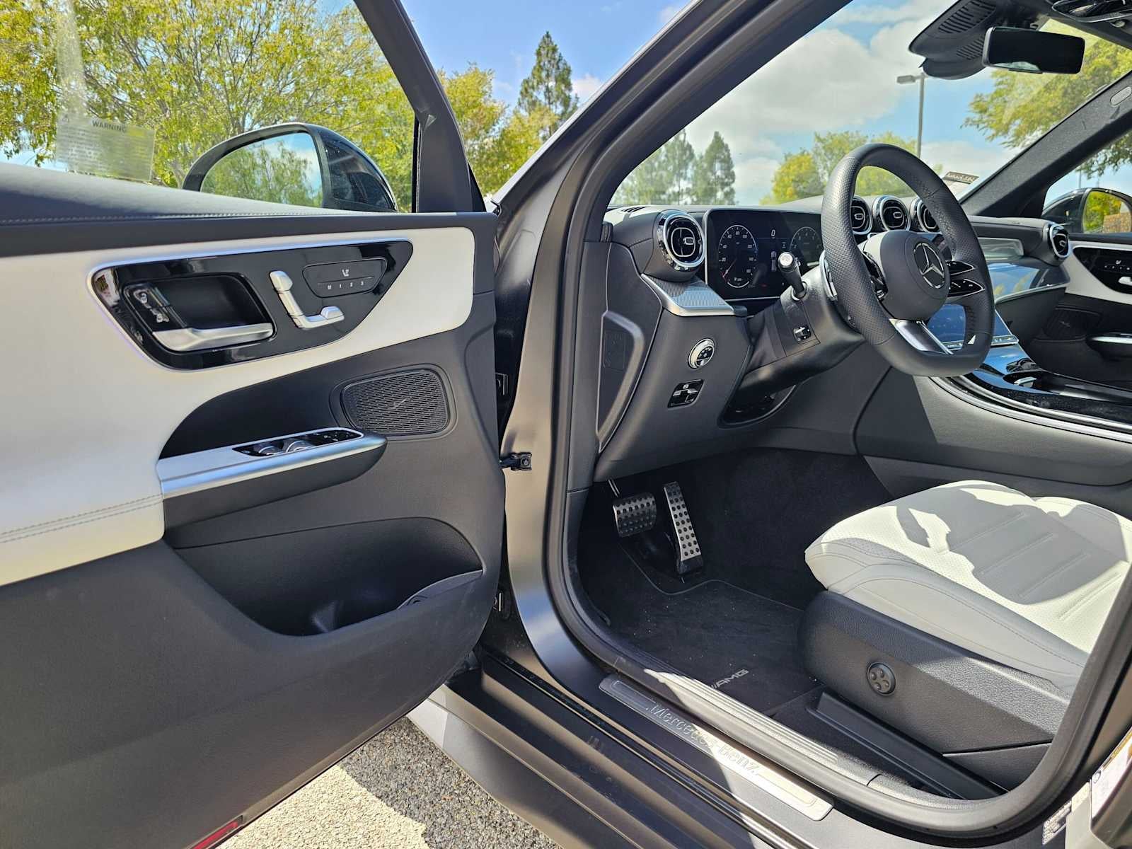 2026 Mercedes-Benz GLC 300 4MATIC® SUV