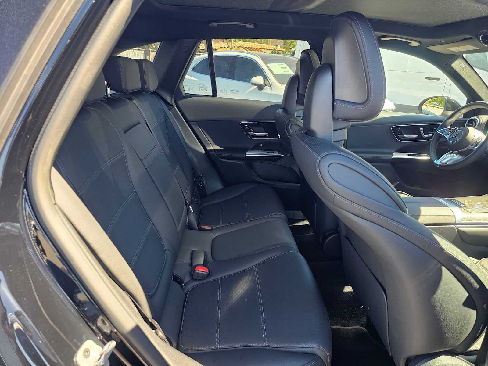 2026 Mercedes-Benz GLC 300 4MATIC® SUV