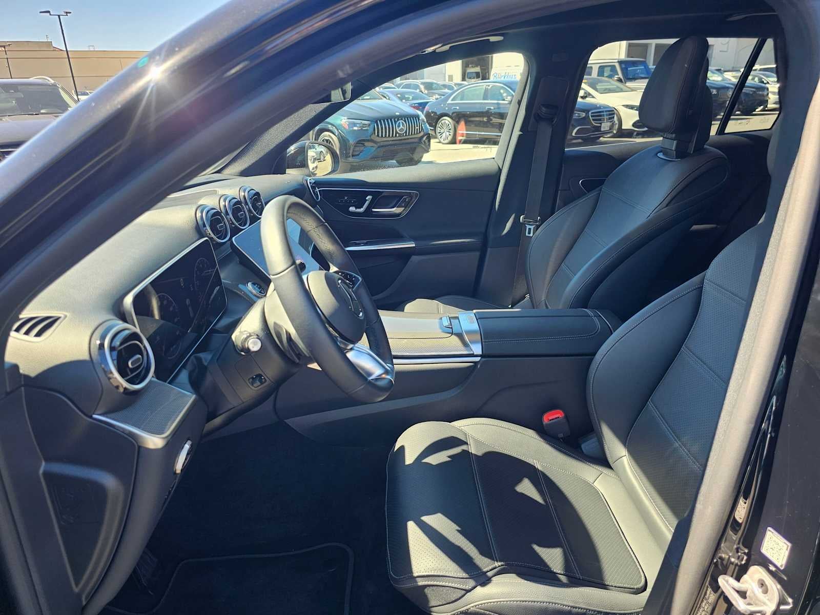 2026 Mercedes-Benz GLC 300 4MATIC® SUV