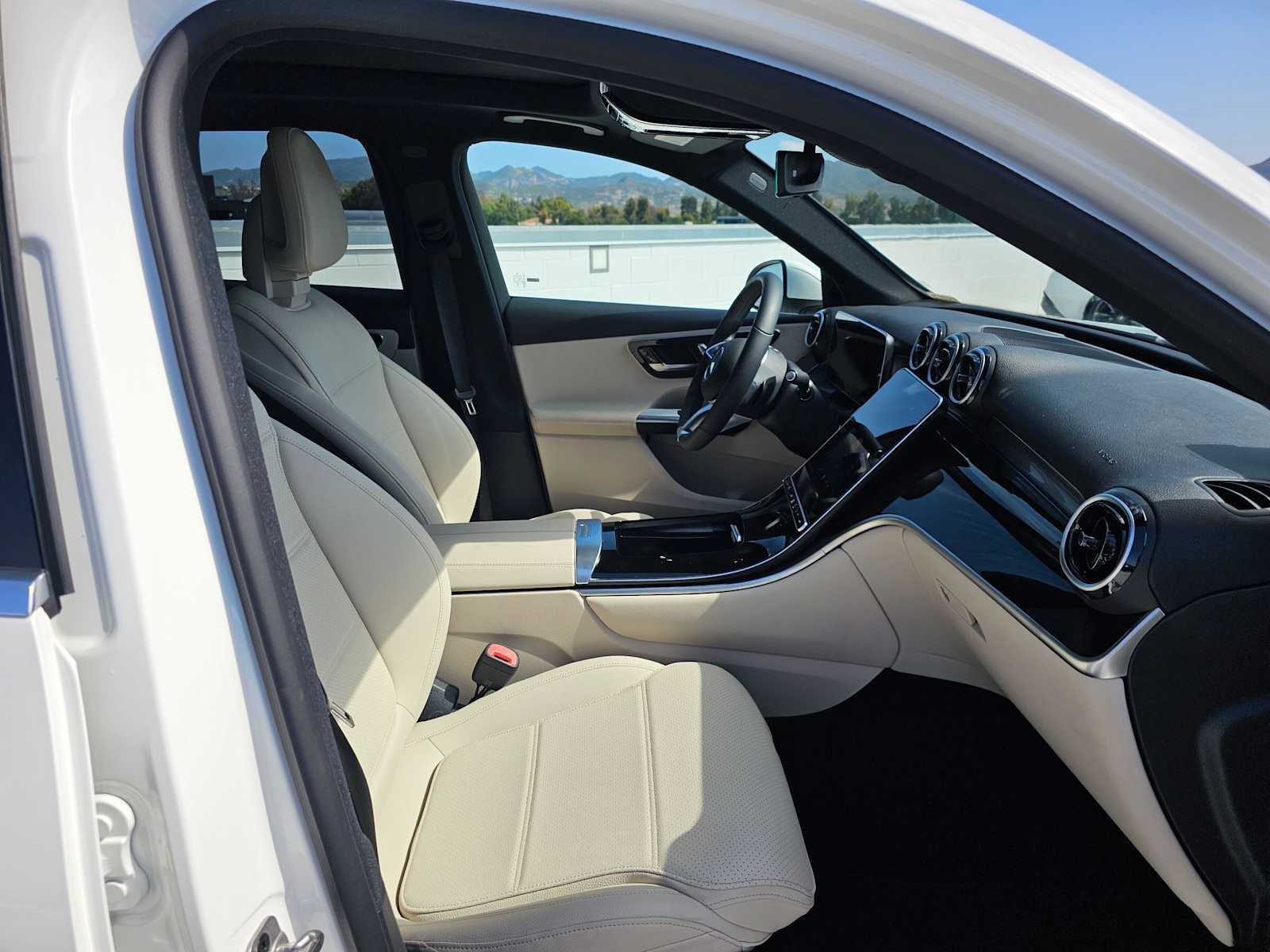 2026 Mercedes-Benz GLC 300 4MATIC® SUV